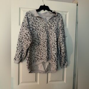Aerie Gray Leopard Print Sweatshirt
